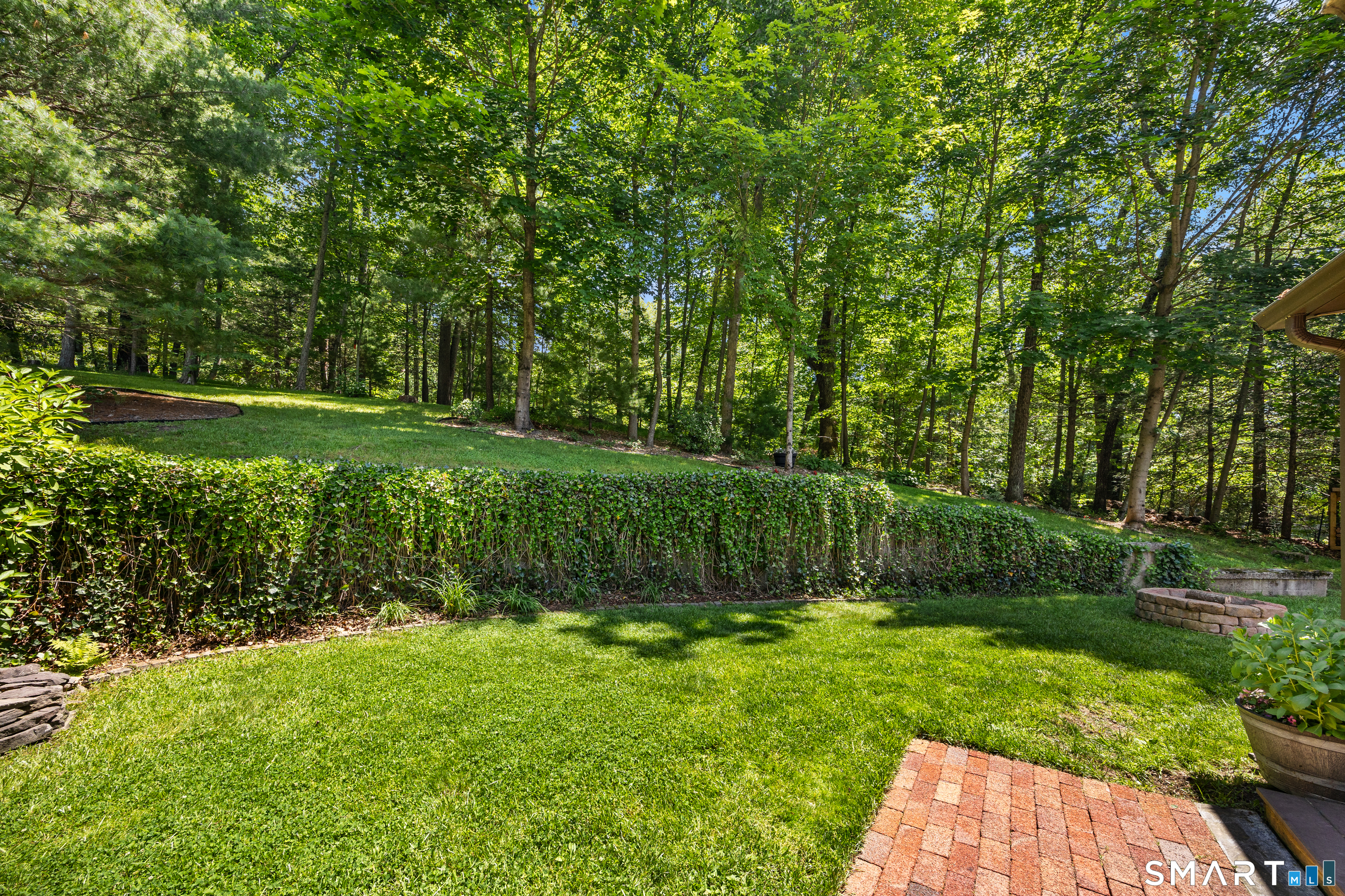 34 Pehr Lane Cheshire CT 06410