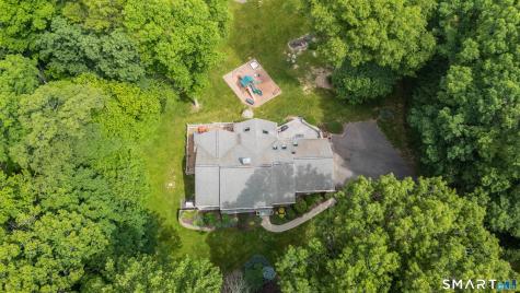 14 Saw Mill Road Weston CT 06883
