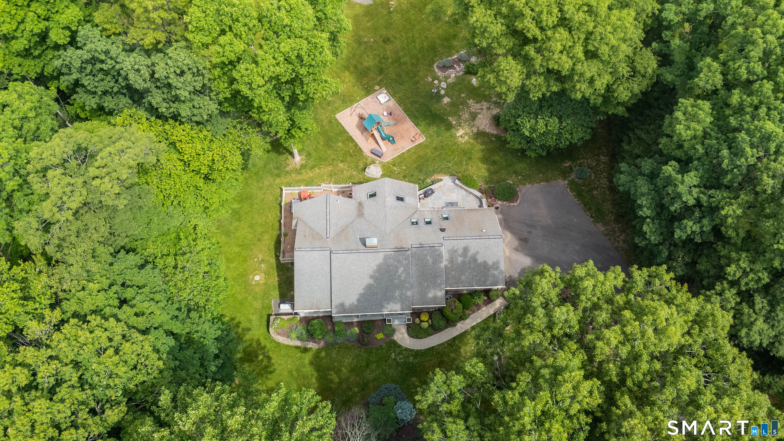 14 Saw Mill Road Weston CT 06883