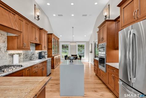 14 Saw Mill Road Weston CT 06883