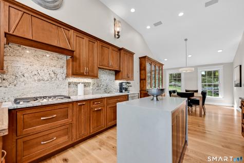 14 Saw Mill Road Weston CT 06883