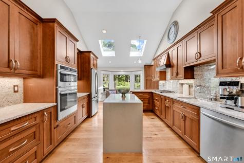 14 Saw Mill Road Weston CT 06883