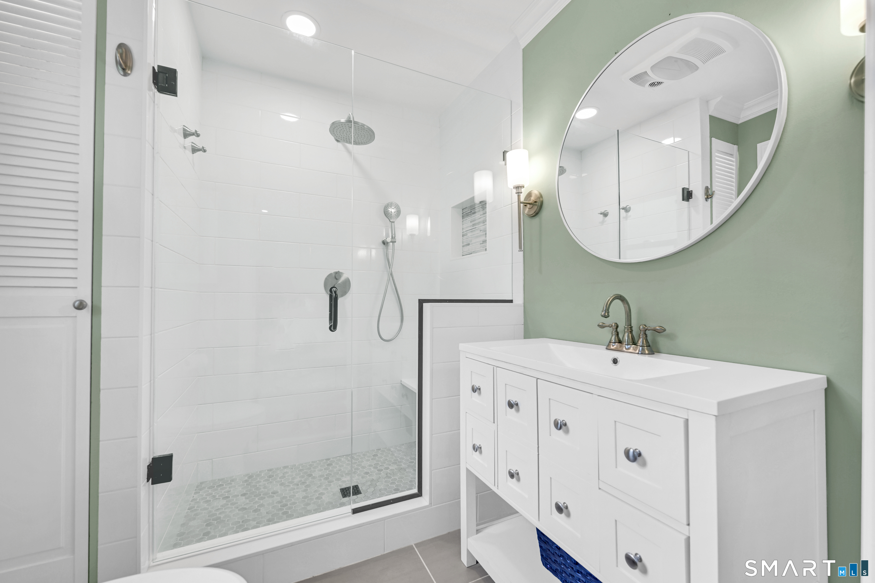 14 Saw Mill Road Weston CT 06883