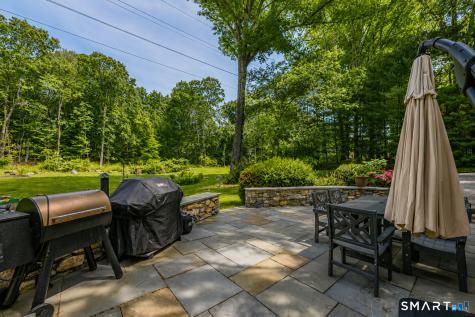14 Saw Mill Road Weston CT 06883