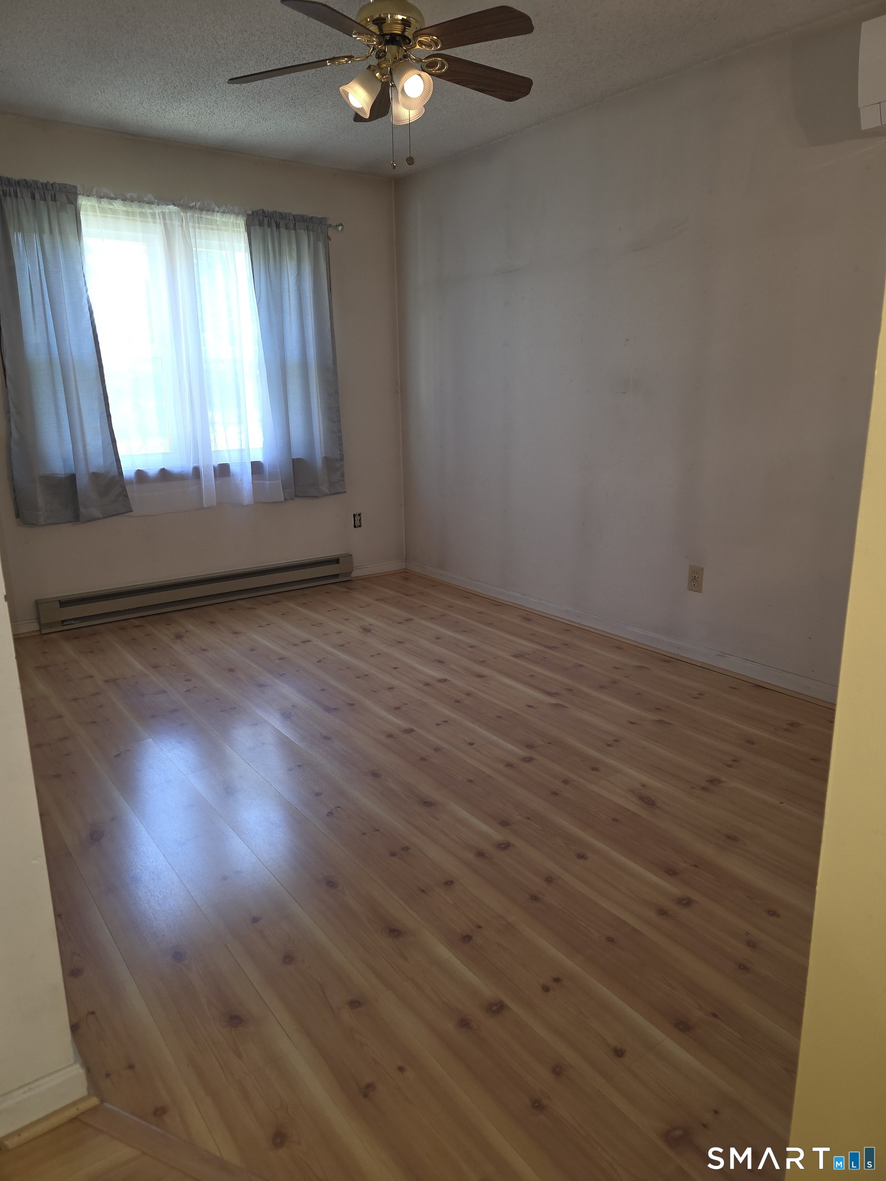 7 Old Cranston Road Sterling CT 06377