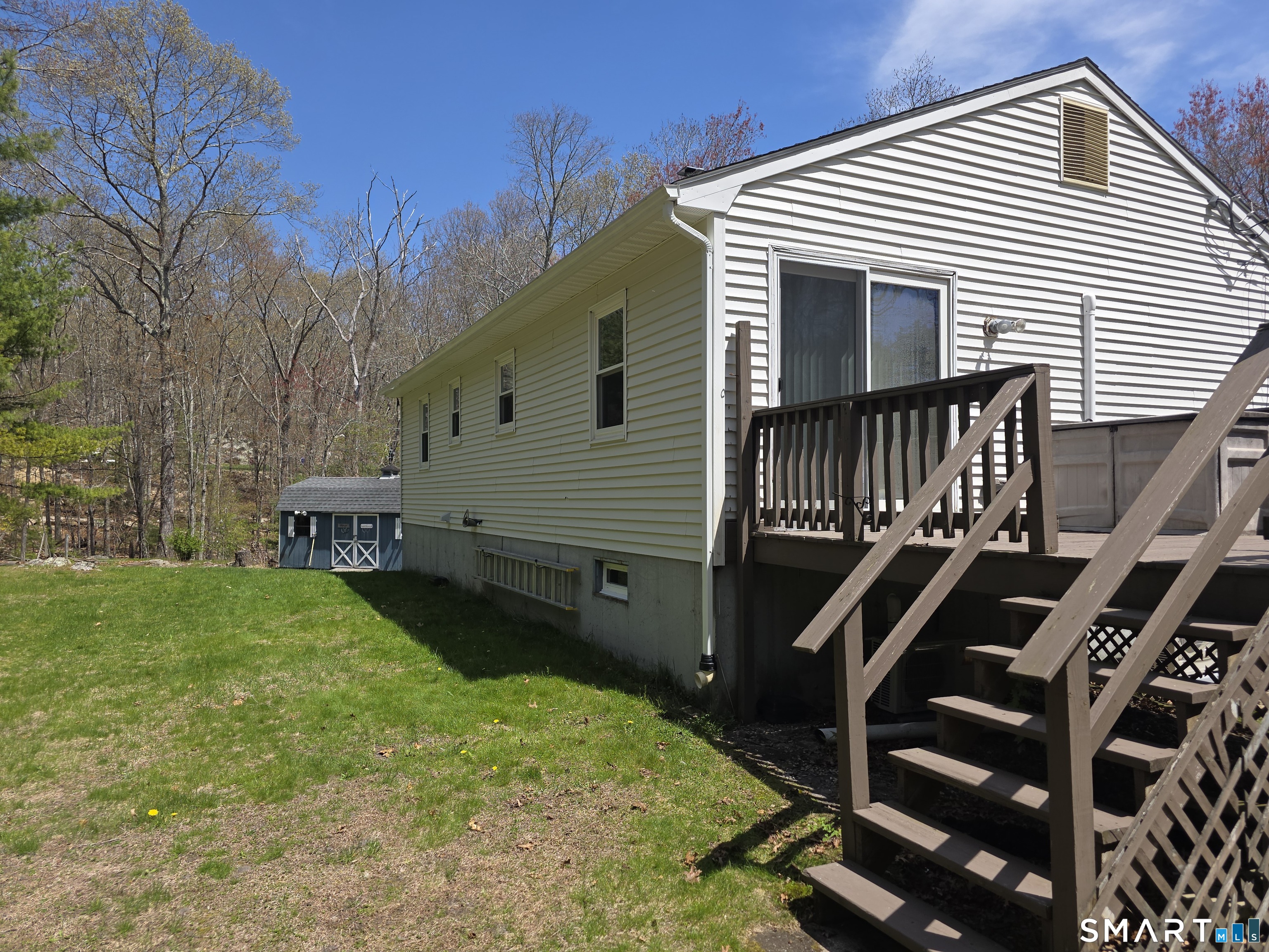 7 Old Cranston Road Sterling CT 06377