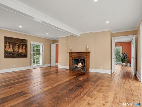 530 Roxbury Road Stamford CT 06902