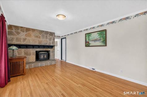 19 Hayes Avenue Ellington CT 06029