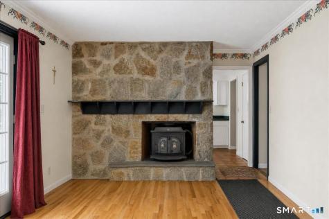 19 Hayes Avenue Ellington CT 06029