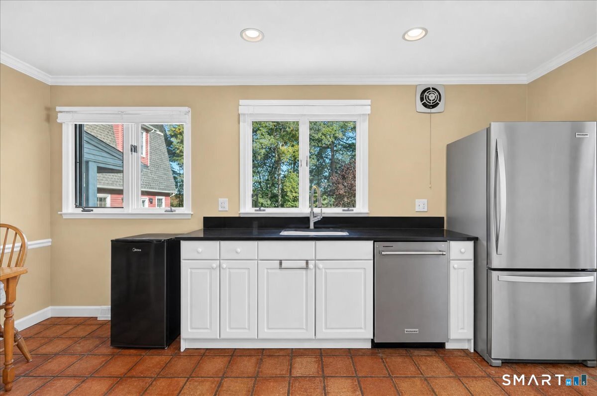 19 Hayes Avenue Ellington CT 06029