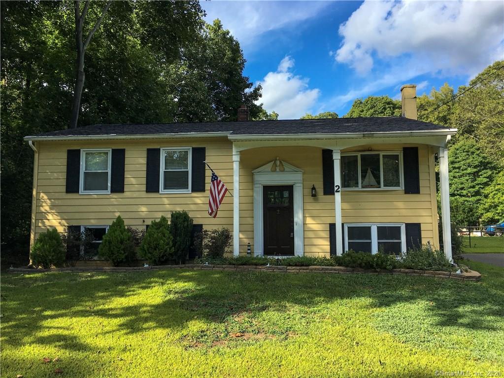 2 Lochbourne Drive Clinton CT 06413