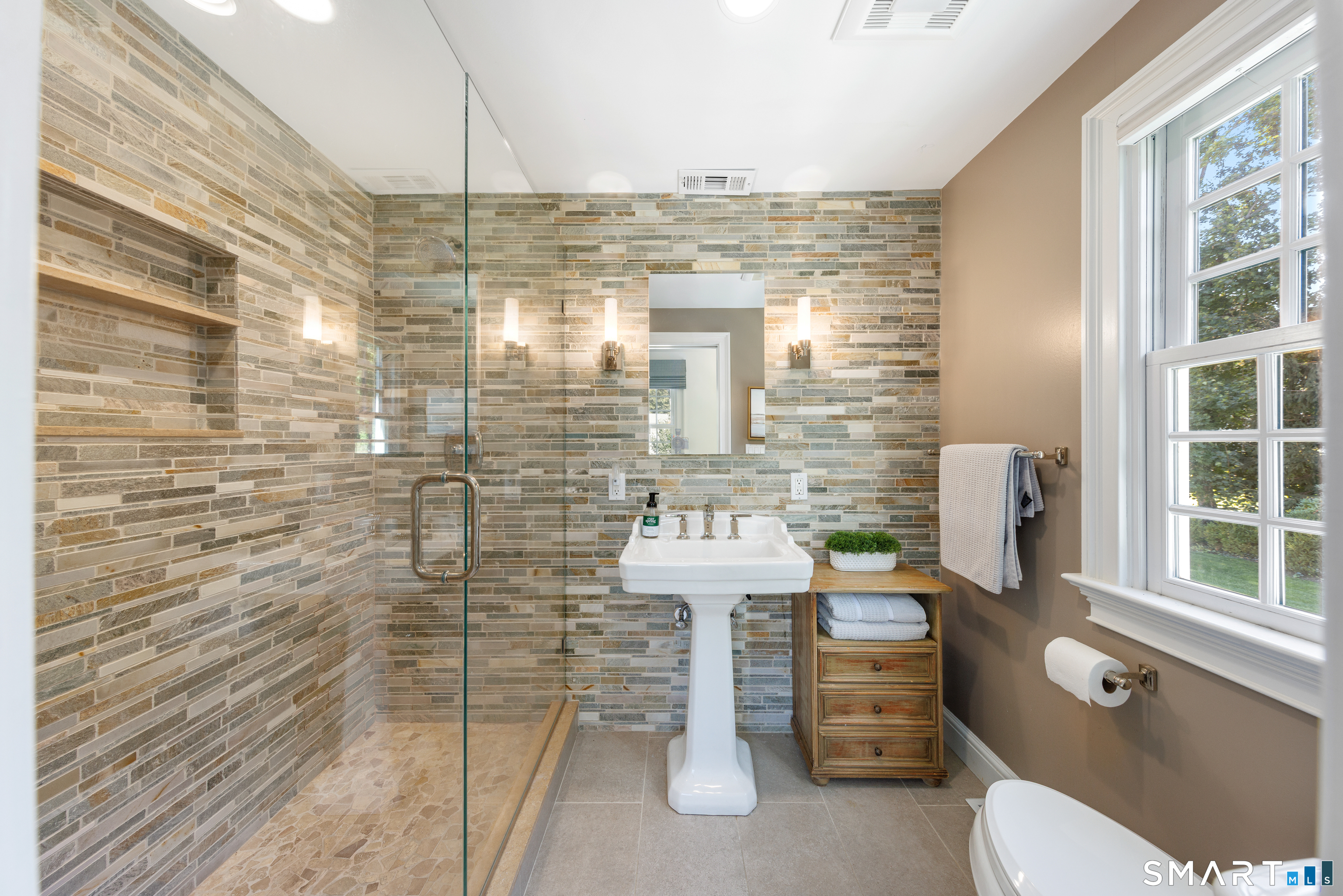 25 Point O Woods Road Darien CT 06820