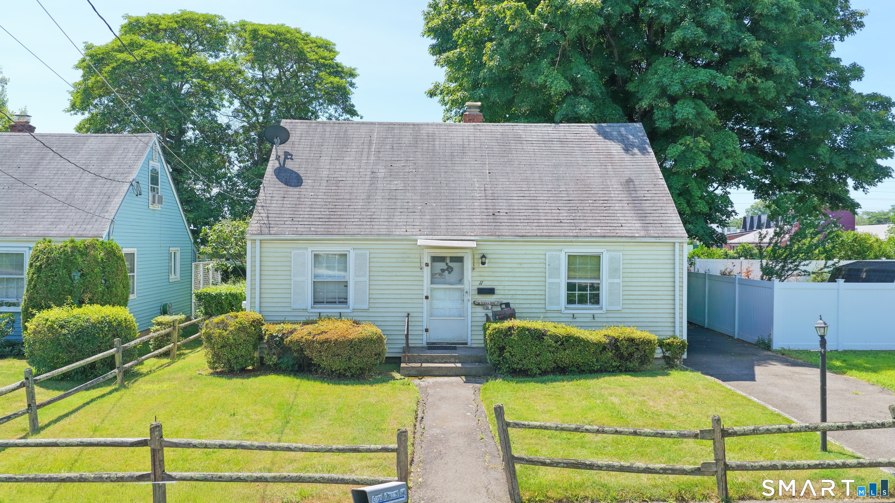 11 Redfield Road Fairfield CT 06824