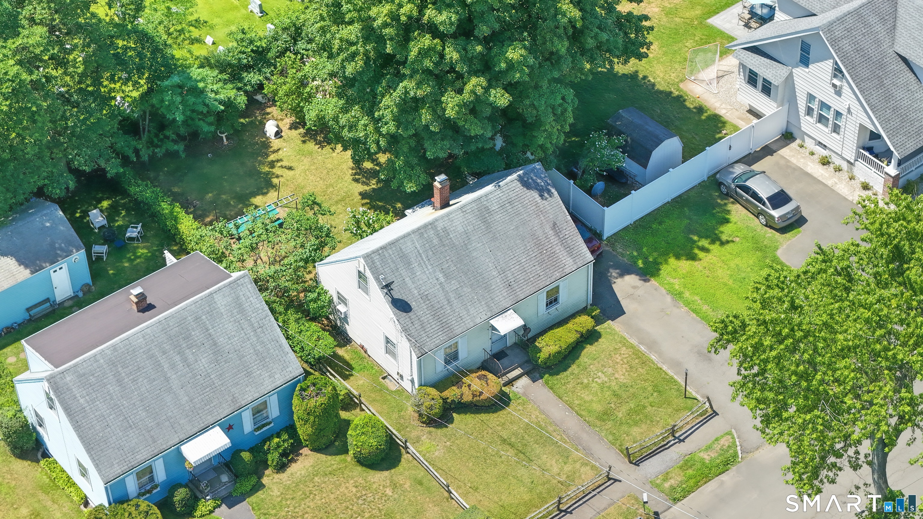 11 Redfield Road Fairfield CT 06824