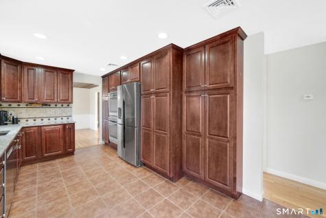 3 Standish Road Ellington CT 06029