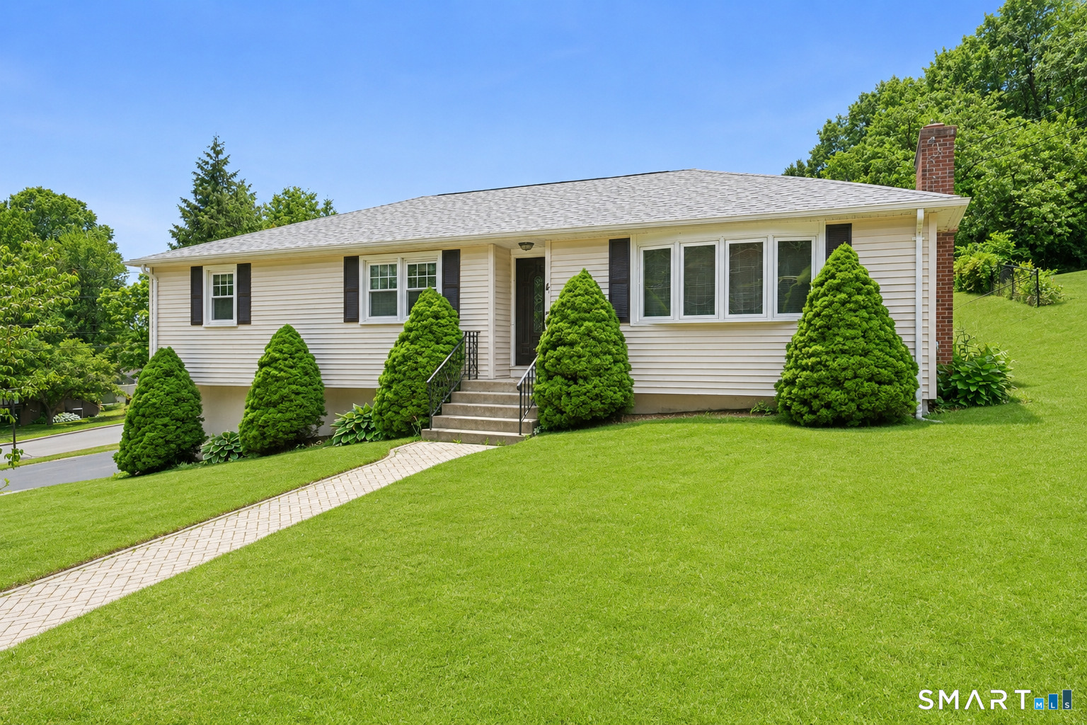 4 Pierson Drive West Haven CT 06516