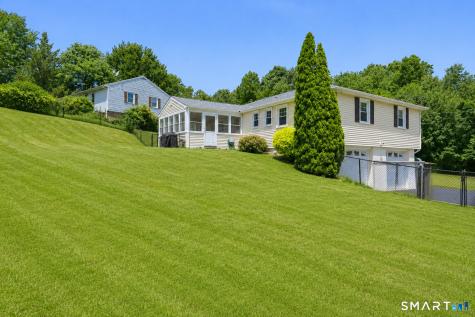 4 Pierson Drive West Haven CT 06516