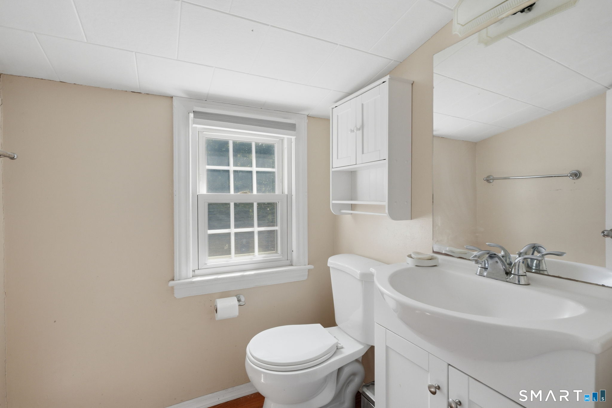 17 Carol Drive Manchester CT 06040