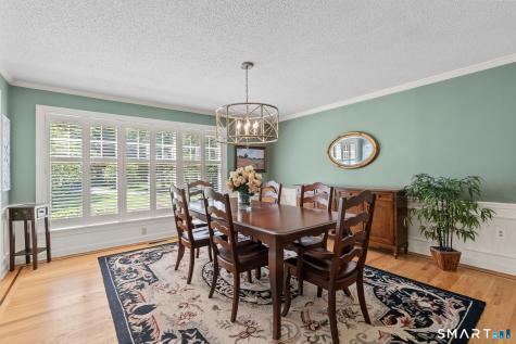 7 Tallwood Lane Simsbury CT 06089