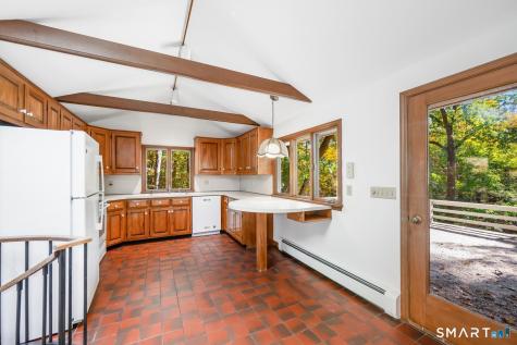 84 Turtleback Road Wilton CT 06897