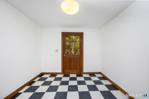 84 Turtleback Road Wilton CT 06897