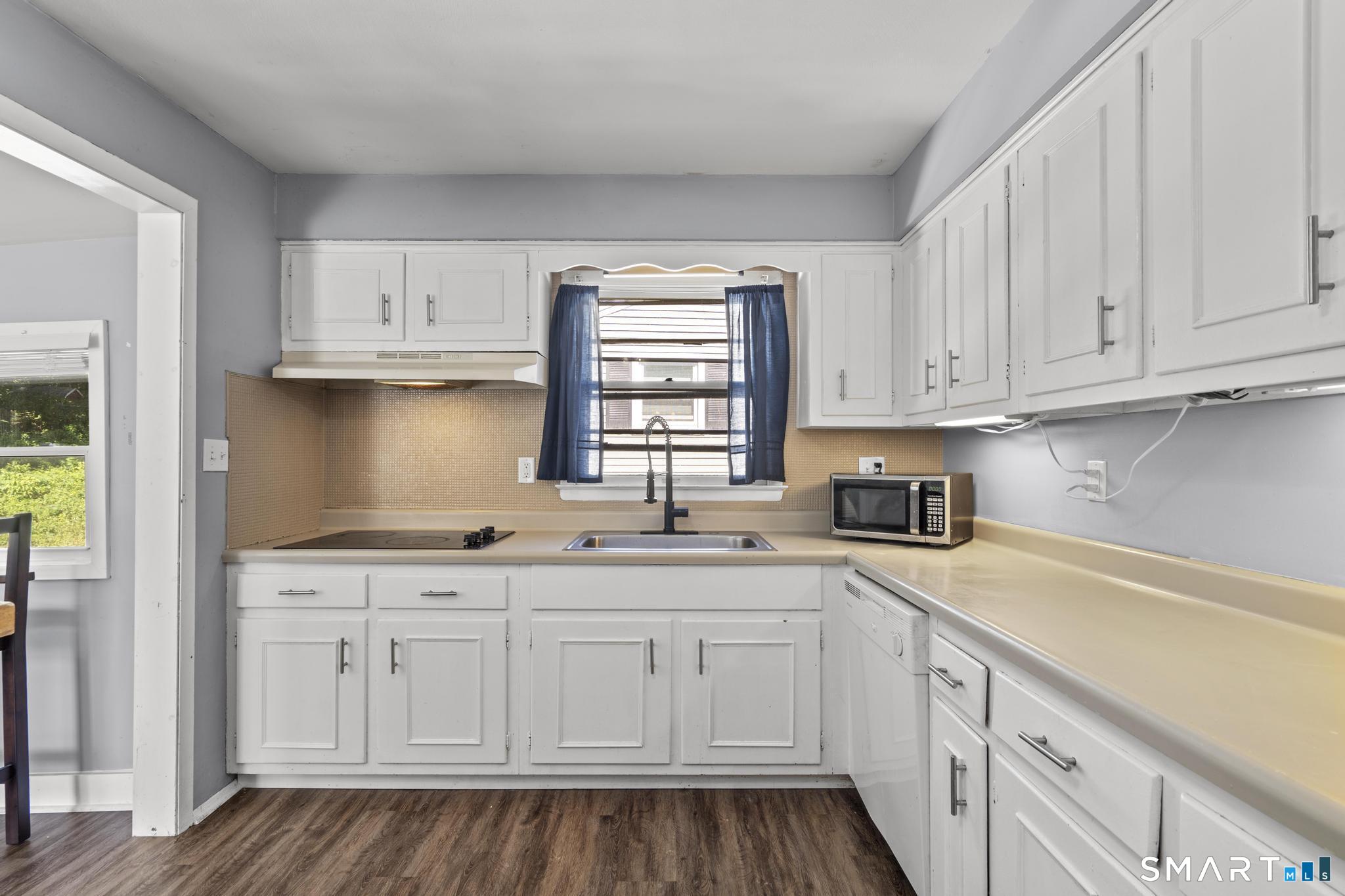 150 Hilltop Lane West Haven CT 06516