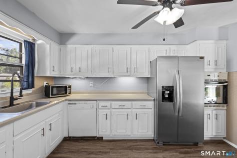 150 Hilltop Lane West Haven CT 06516