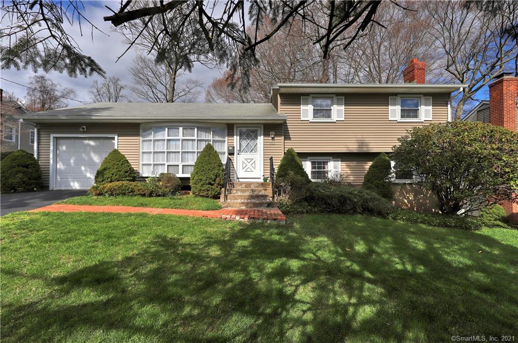352 Melville Avenue Fairfield CT 06825