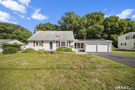 17 Queen Street Enfield CT 06082