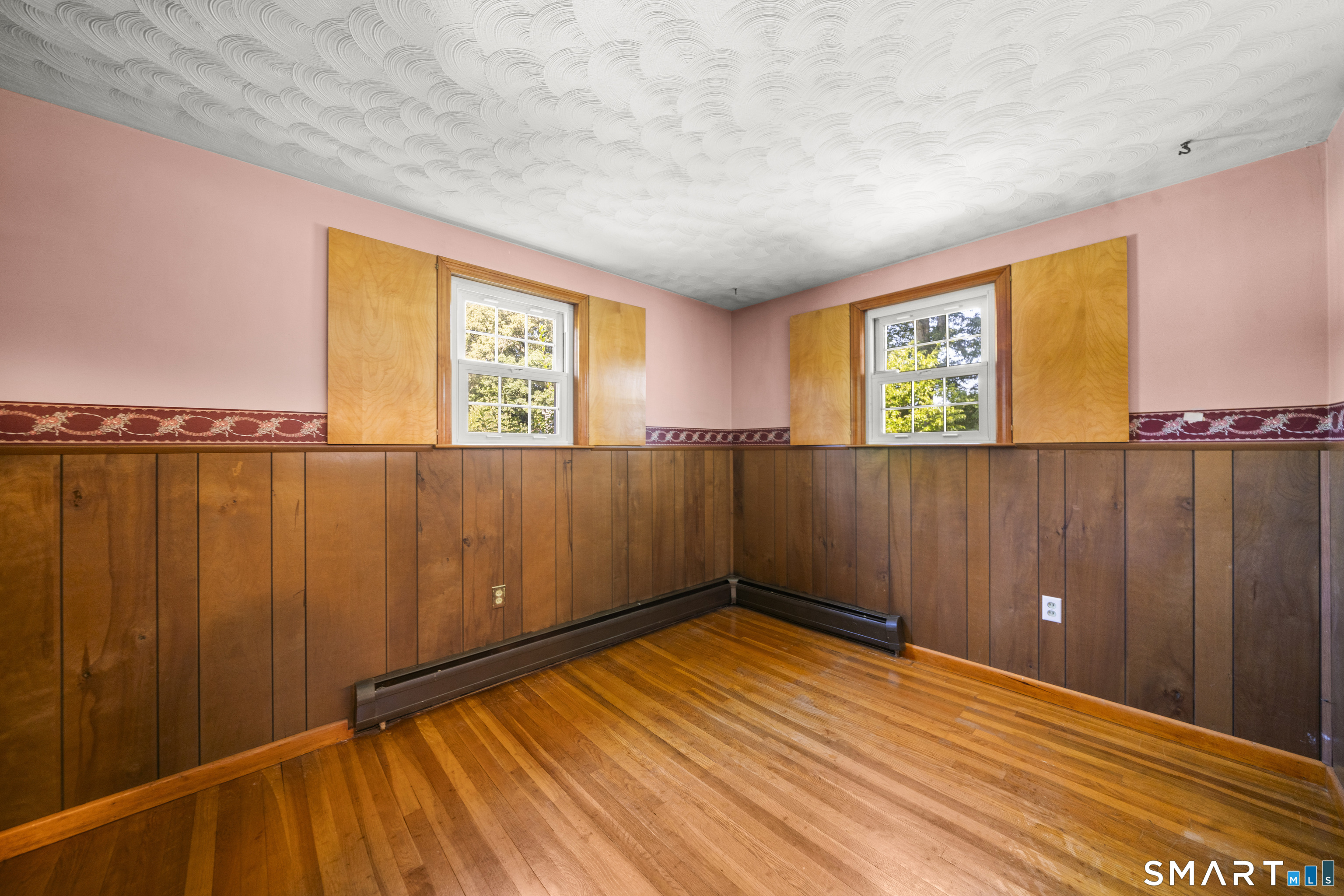 17 Queen Street Enfield CT 06082