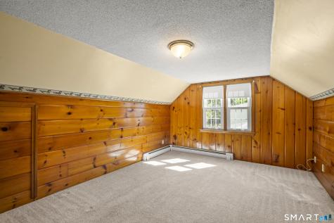 17 Queen Street Enfield CT 06082