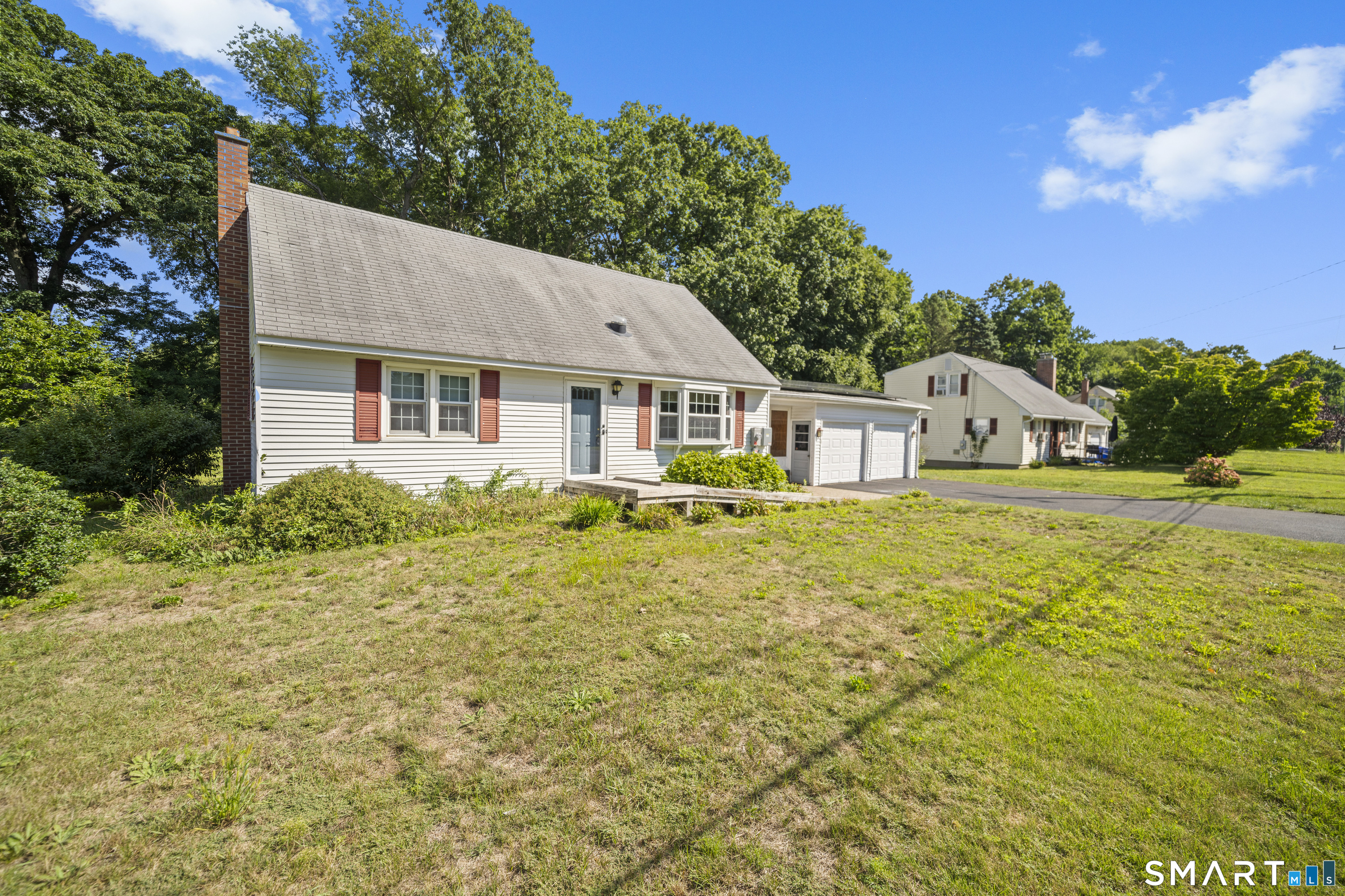 17 Queen Street Enfield CT 06082
