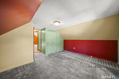 17 Queen Street Enfield CT 06082