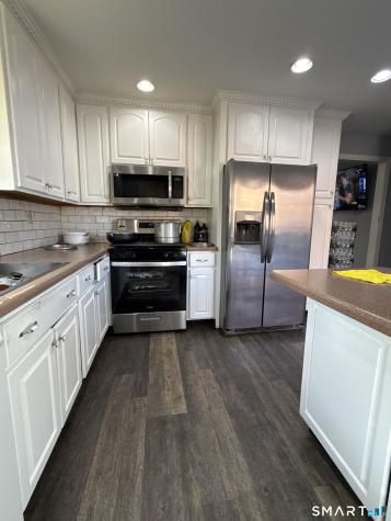 457 Vincellette Street Bridgeport CT 06606