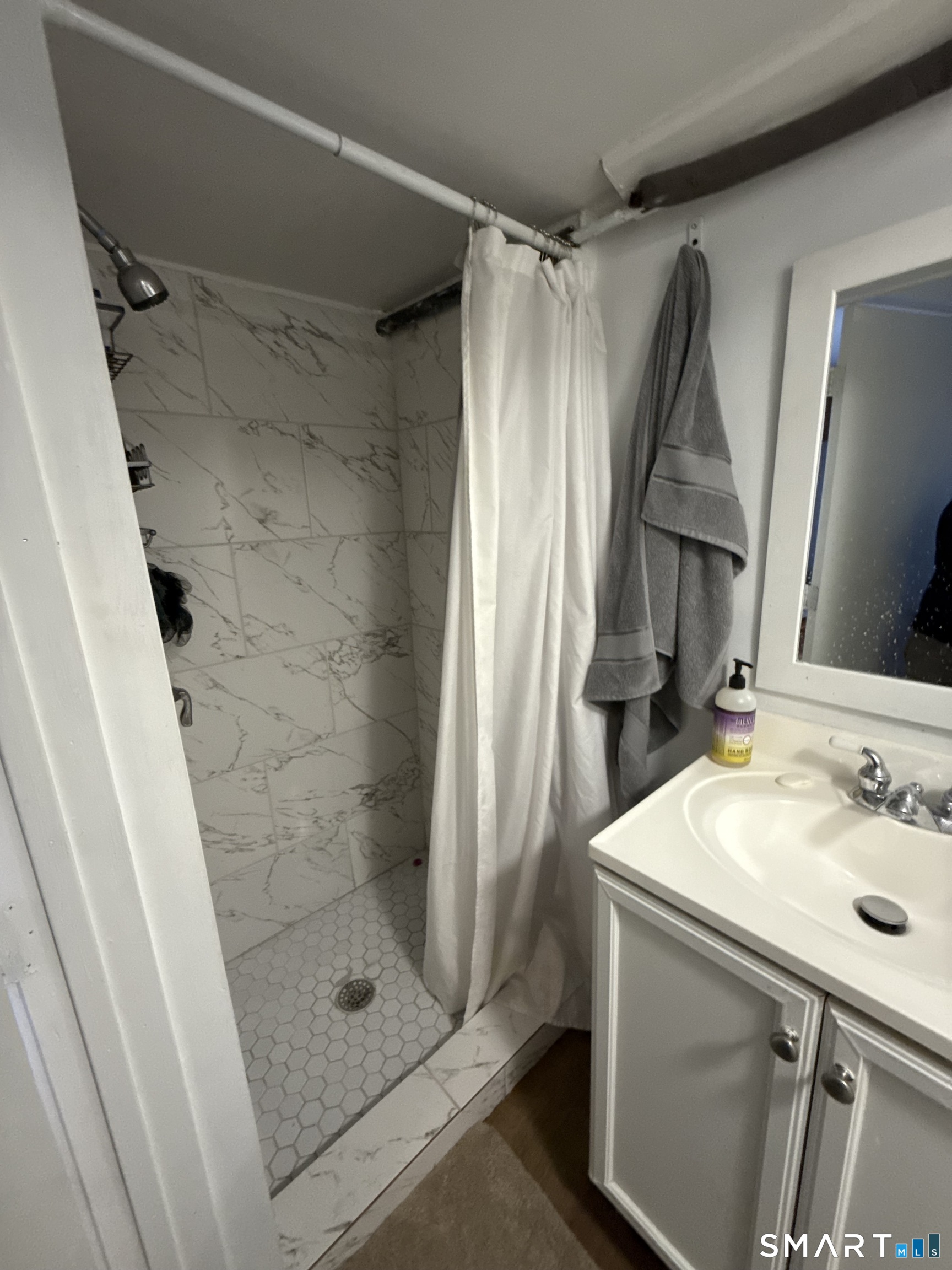 457 Vincellette Street Bridgeport CT 06606