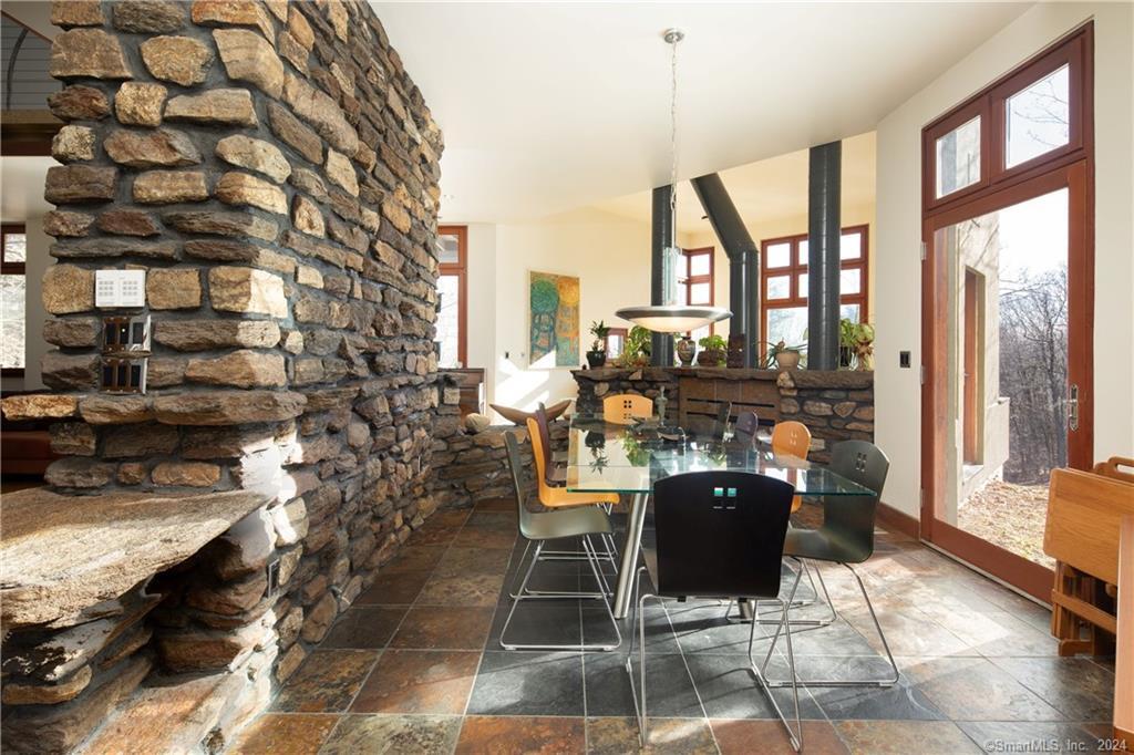 27 Ridge Road Canton CT 06019