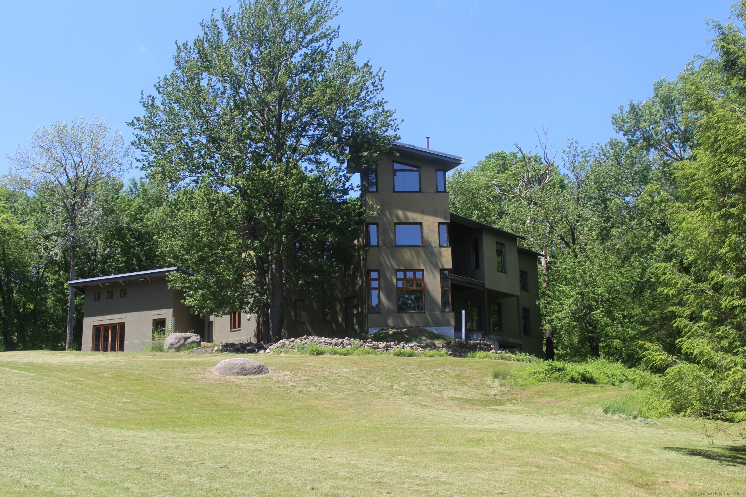 27 Ridge Road Canton CT 06019