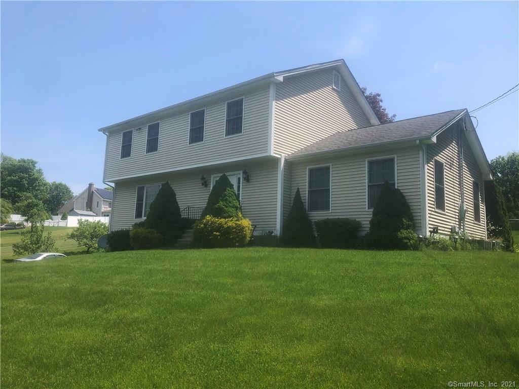 30 Skokorat Street Seymour CT 06483