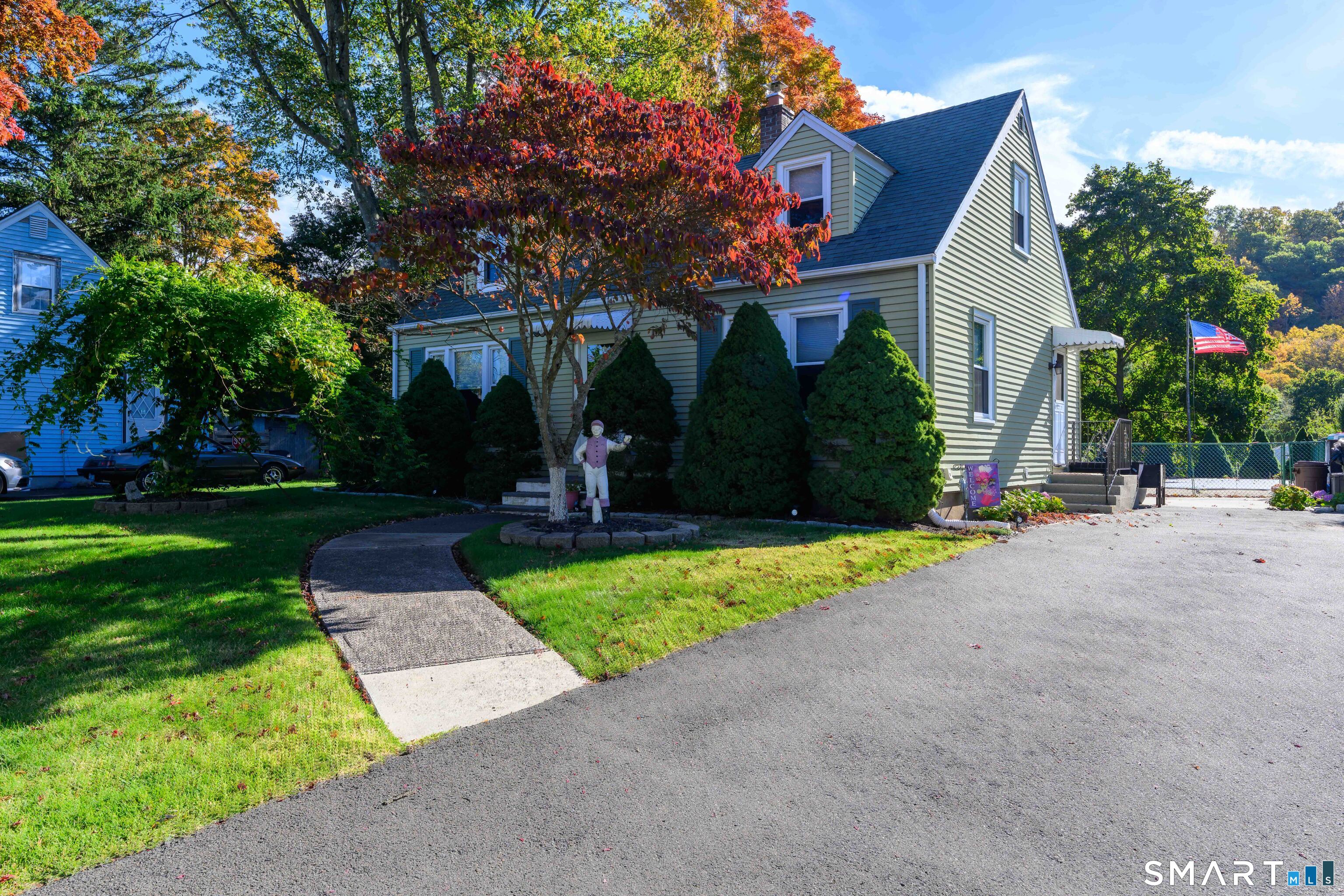 2 Arthur Road East Haven CT 06512