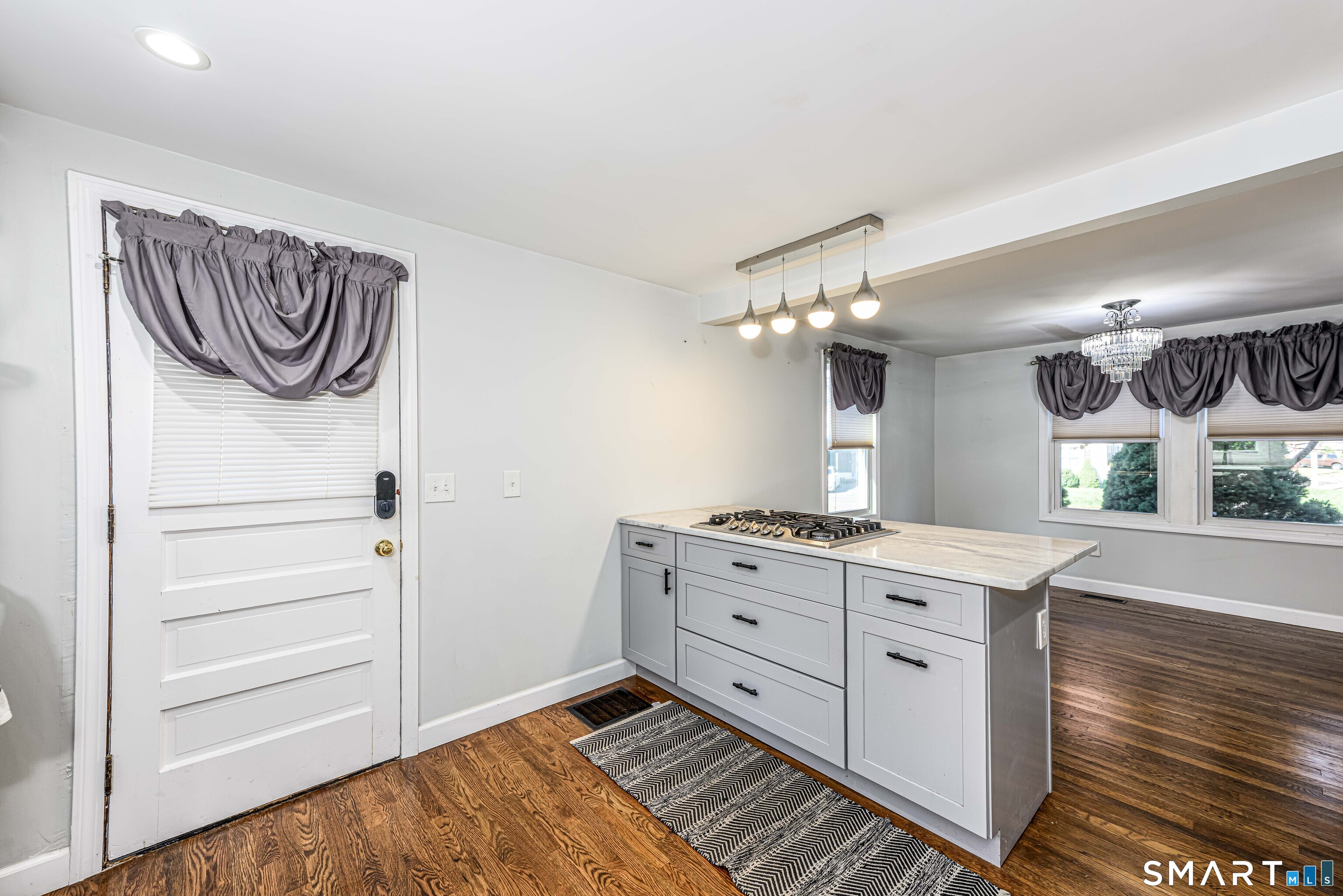 2 Arthur Road East Haven CT 06512