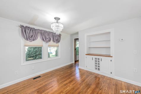 2 Arthur Road East Haven CT 06512