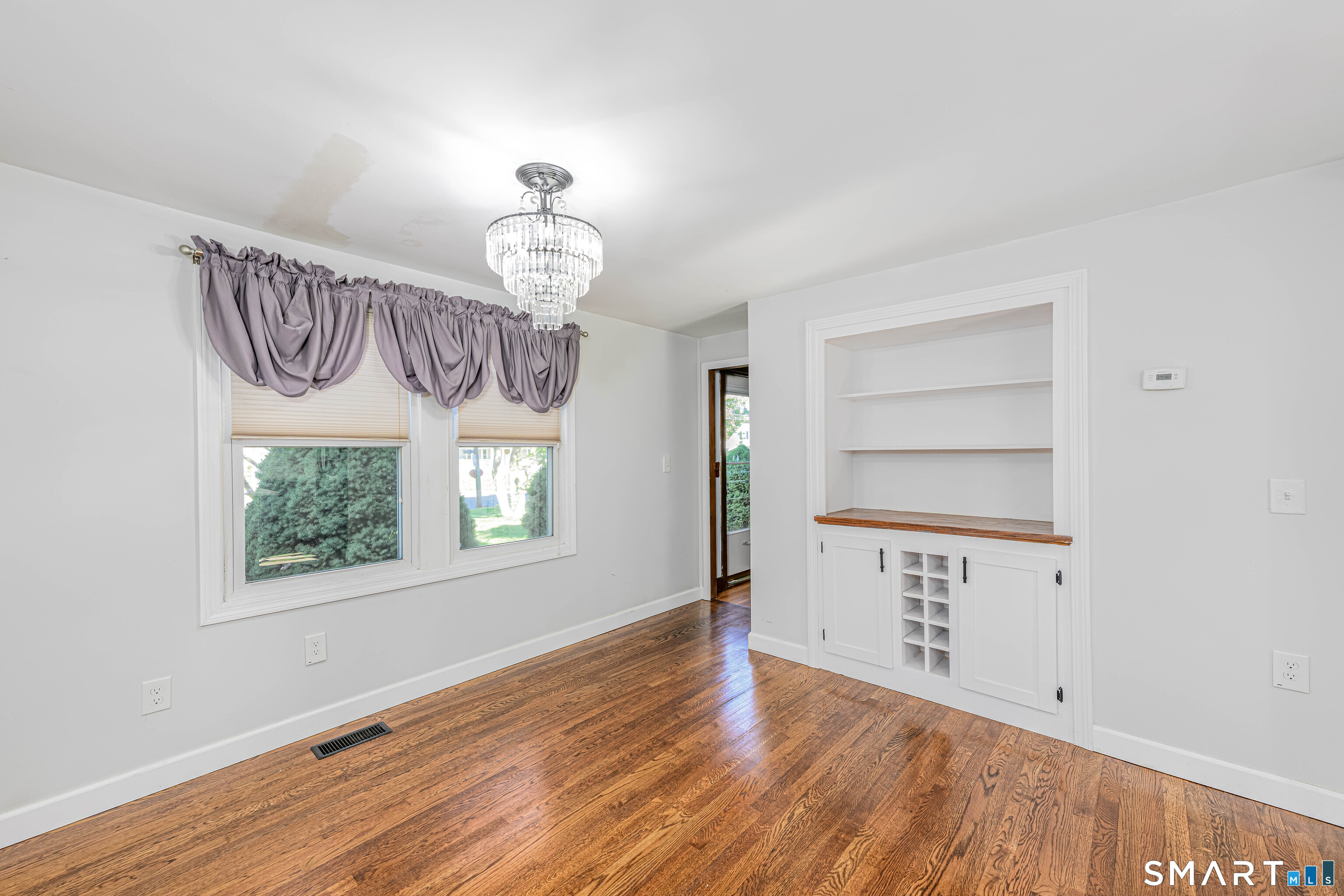 2 Arthur Road East Haven CT 06512