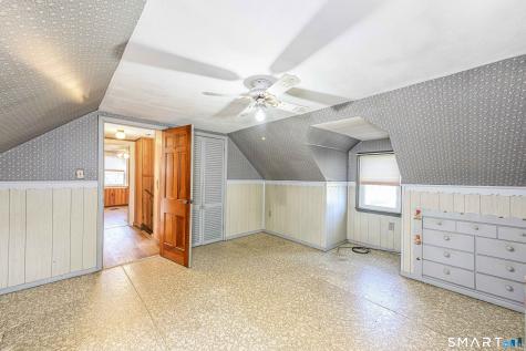 2 Arthur Road East Haven CT 06512
