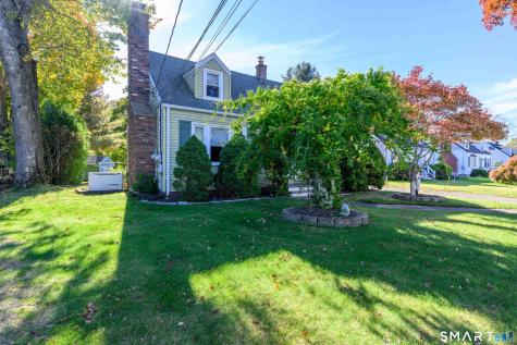 2 Arthur Road East Haven CT 06512