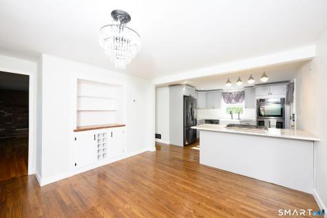 2 Arthur Road East Haven CT 06512