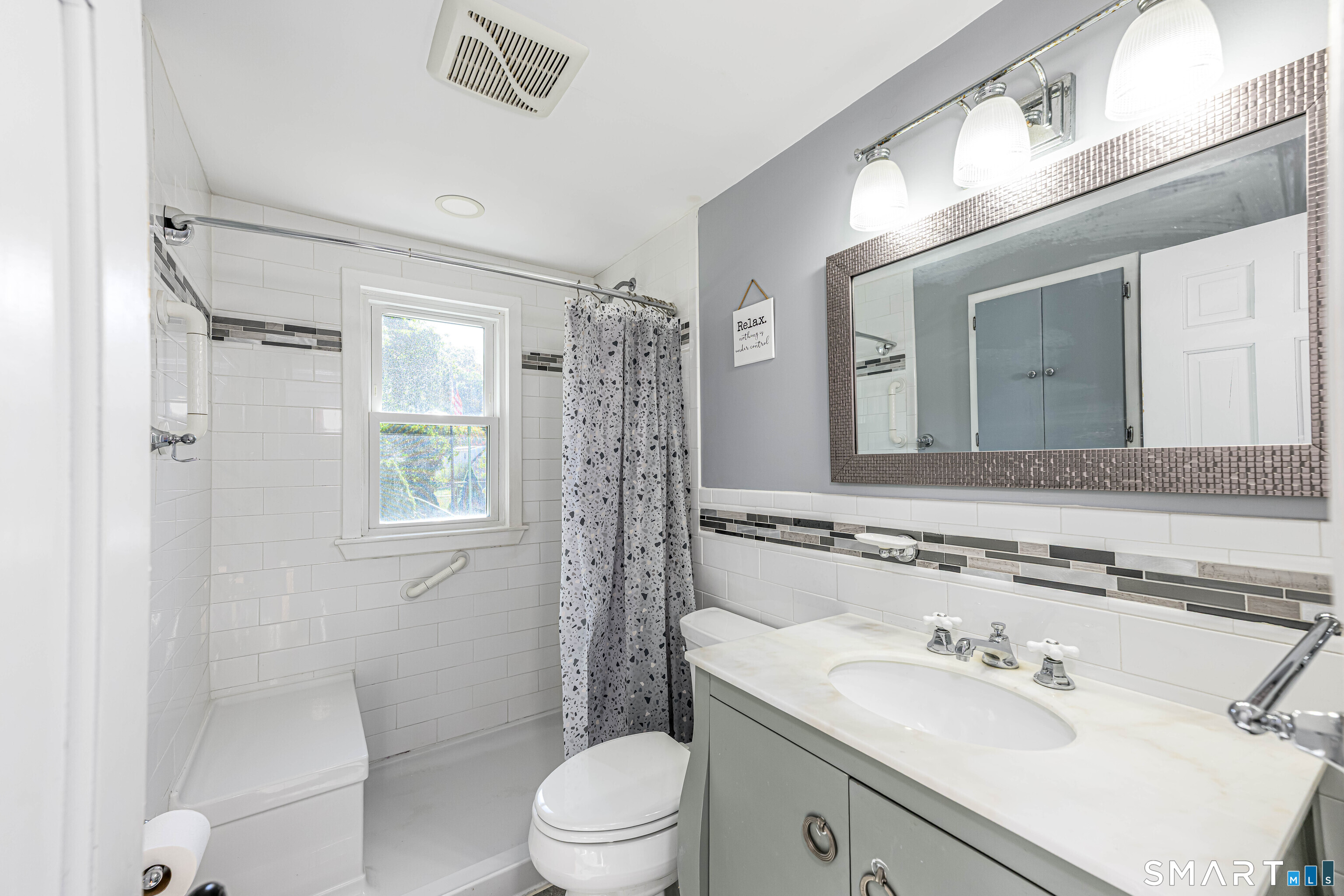 2 Arthur Road East Haven CT 06512