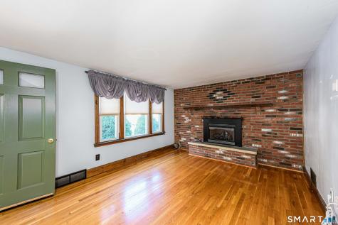 2 Arthur Road East Haven CT 06512