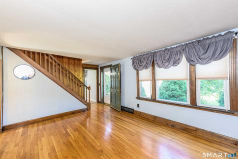 2 Arthur Road East Haven CT 06512