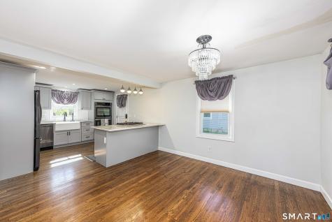 2 Arthur Road East Haven CT 06512