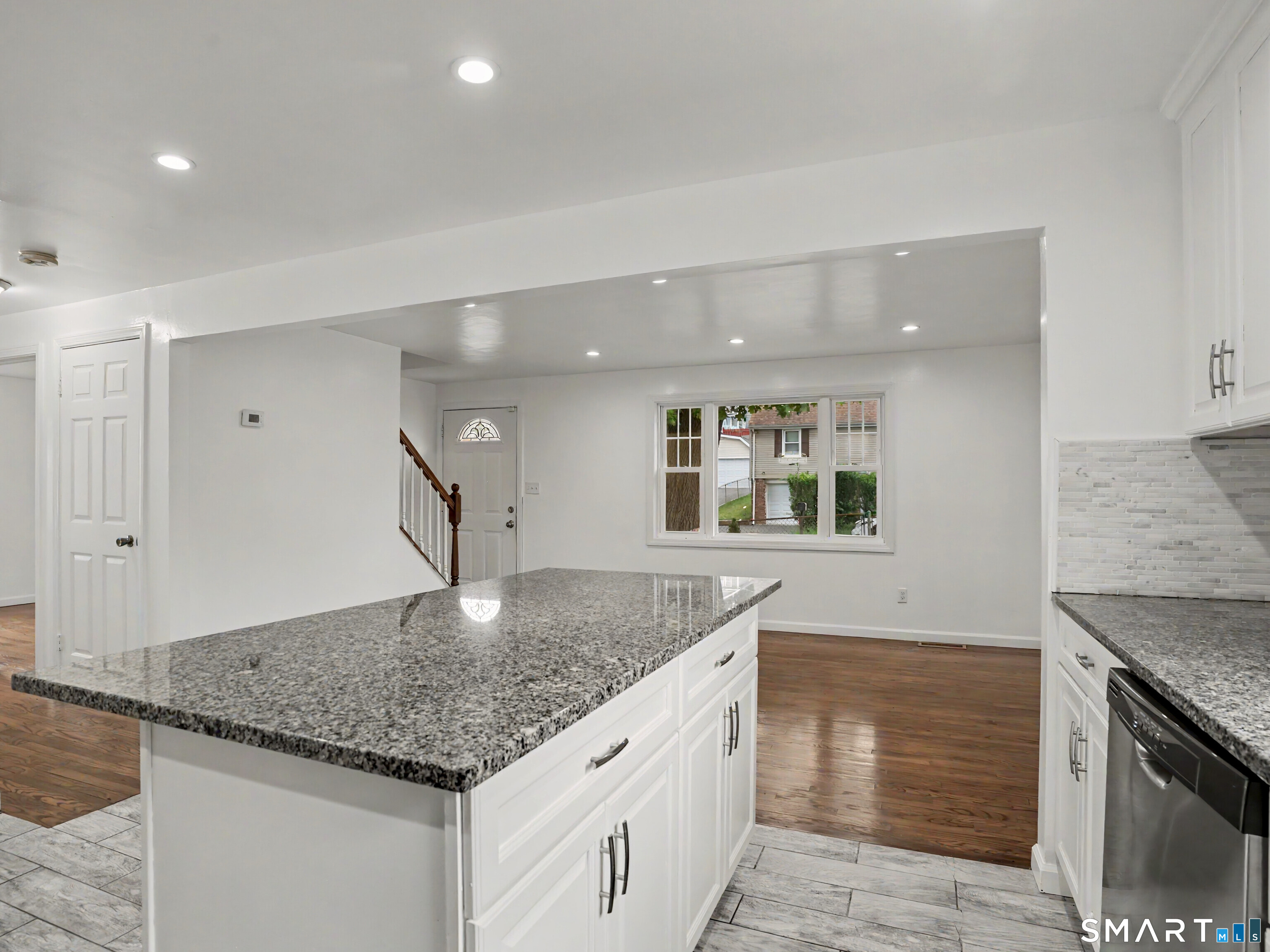 35 Oakleaf Street Bridgeport CT 06606